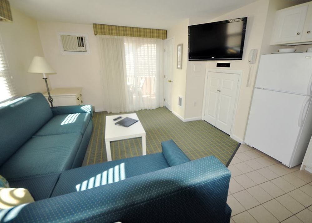 Cape Winds Resort ハイアニス エクステリア 写真